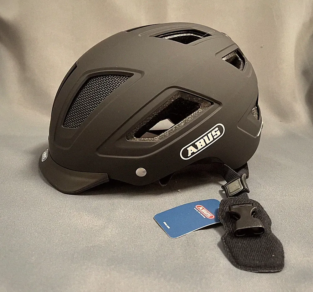 Abus Urban Hyban 2.0 Bicycle Helmet Medium(52-58cm) Rear LED Velvet Black ACHV2