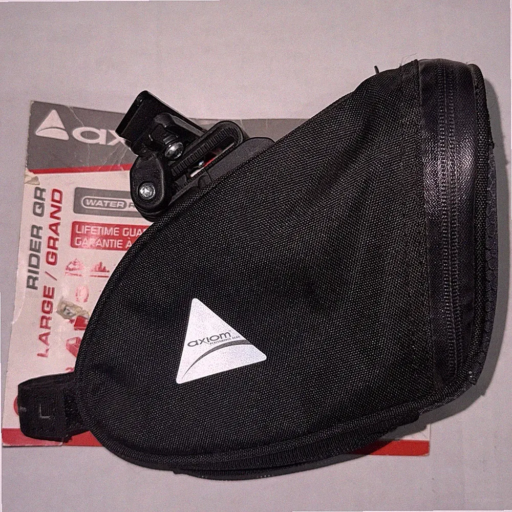 Axiom Rider QR 1.5L Large/Grand - Bicycle Seat Bag Touring Urban Black/Gray NOS
